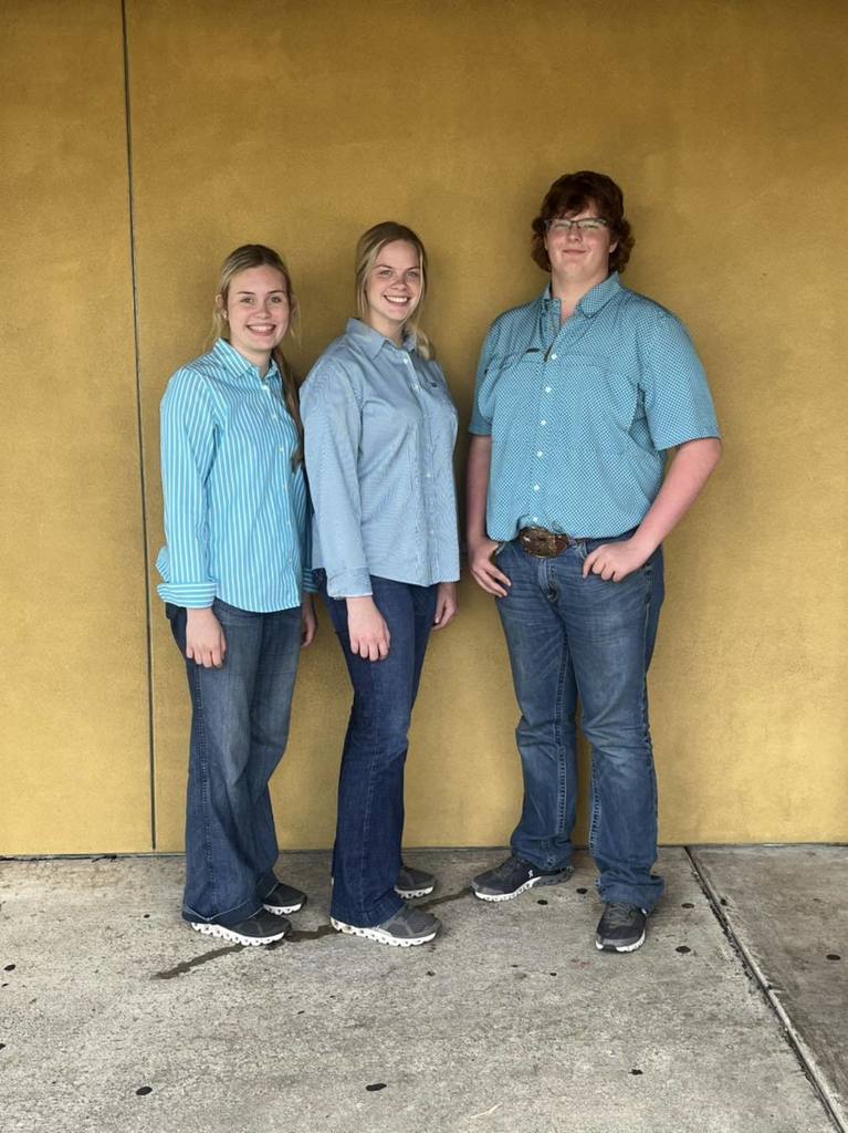 ffa students who competed in the livestock contest