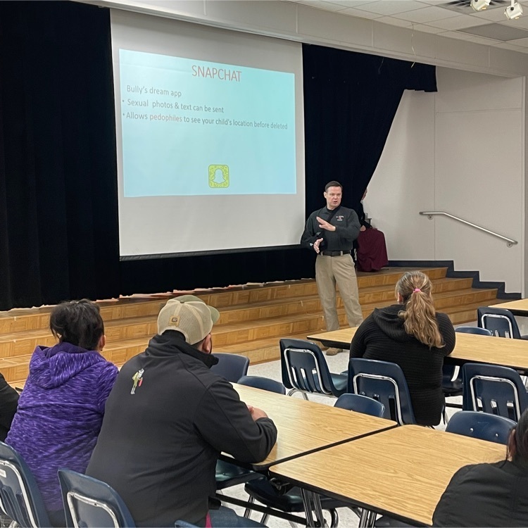 officer Biskup presenting to parents about technology safety 